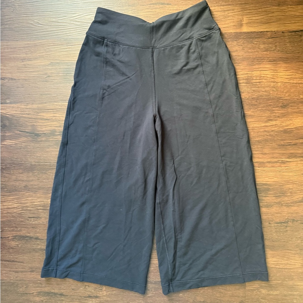 Lululemon Align High Rise Wide Leg‎ Cropped Pant Black